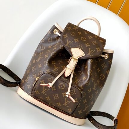 LV Montsouris PM  Size：31x36cm