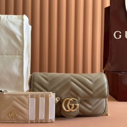 GG Marmont small shoulder bag    